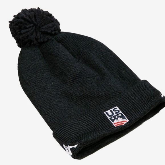 Kappa - US Black Pom Pom Beanie - One Size - NWT - Picture 1 of 6